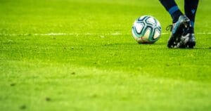 Bundesliga ohne Sky schauen 2026 – günstiges Streaming-Abonnement für alle Spiele